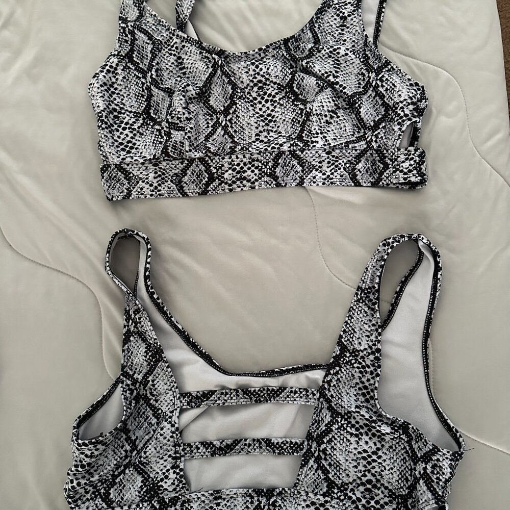 Lot of 7 pre-loved SHEIN bikini tops, XL & 1XL, fab colors & patterns! - Picture 11 of 11